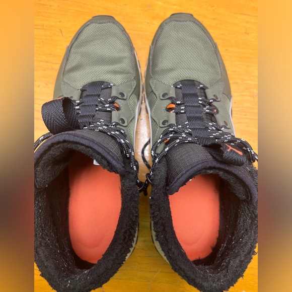 Puma Boot Shoes - Picture 4 of 7